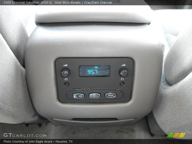Silver Birch Metallic / Gray/Dark Charcoal 2005 Chevrolet Suburban 1500 LS