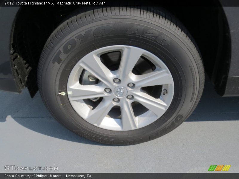 Magnetic Gray Metallic / Ash 2012 Toyota Highlander V6