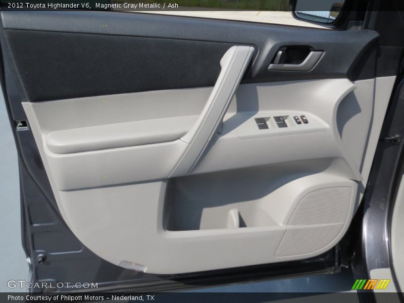 Magnetic Gray Metallic / Ash 2012 Toyota Highlander V6