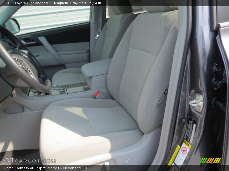 Magnetic Gray Metallic / Ash 2012 Toyota Highlander V6