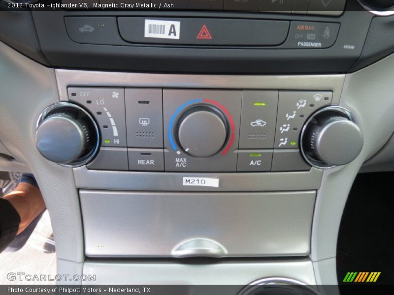 Magnetic Gray Metallic / Ash 2012 Toyota Highlander V6