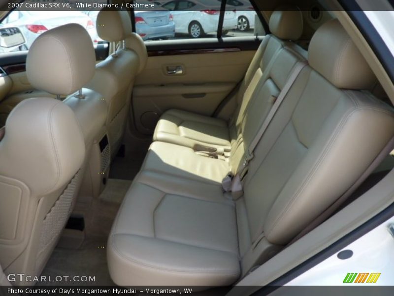 White Diamond / Cashmere 2007 Cadillac SRX V6