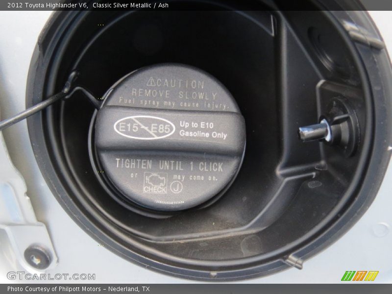 Classic Silver Metallic / Ash 2012 Toyota Highlander V6