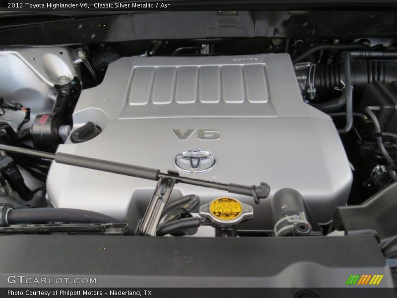 Classic Silver Metallic / Ash 2012 Toyota Highlander V6
