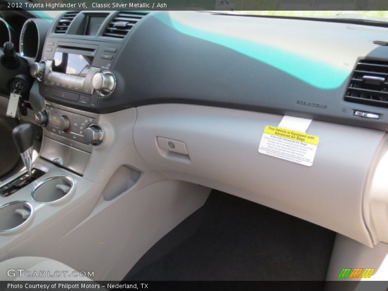 Classic Silver Metallic / Ash 2012 Toyota Highlander V6
