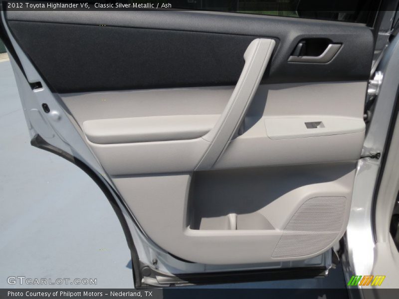 Classic Silver Metallic / Ash 2012 Toyota Highlander V6