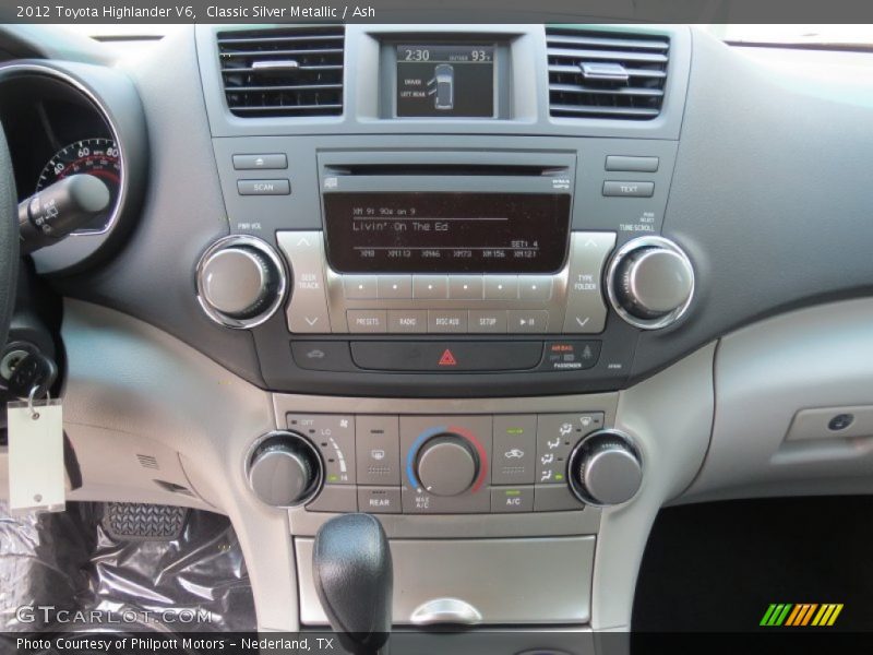 Classic Silver Metallic / Ash 2012 Toyota Highlander V6
