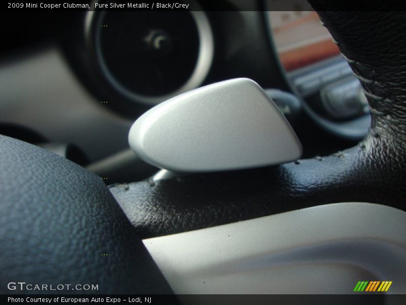 Pure Silver Metallic / Black/Grey 2009 Mini Cooper Clubman