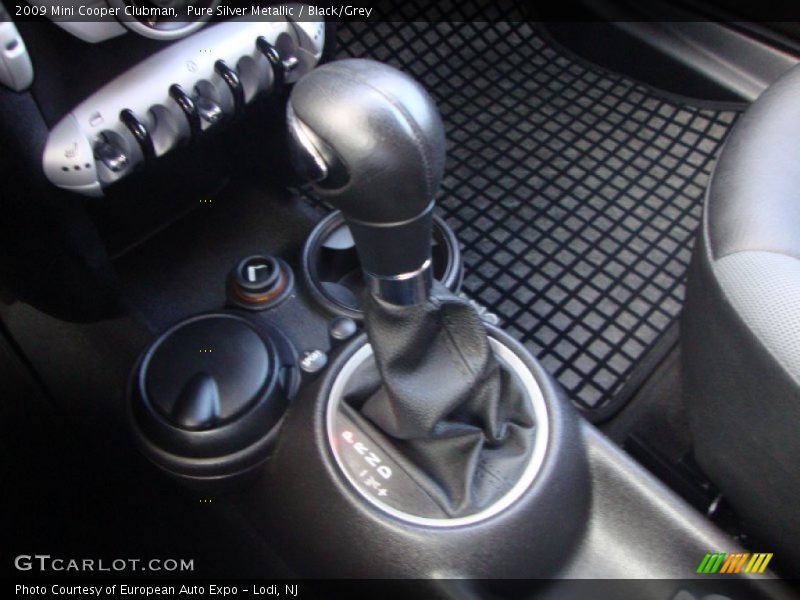 Pure Silver Metallic / Black/Grey 2009 Mini Cooper Clubman