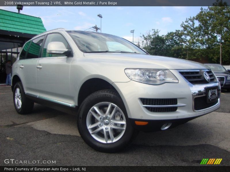 White Gold Metallic / Pure Beige 2008 Volkswagen Touareg 2 VR6