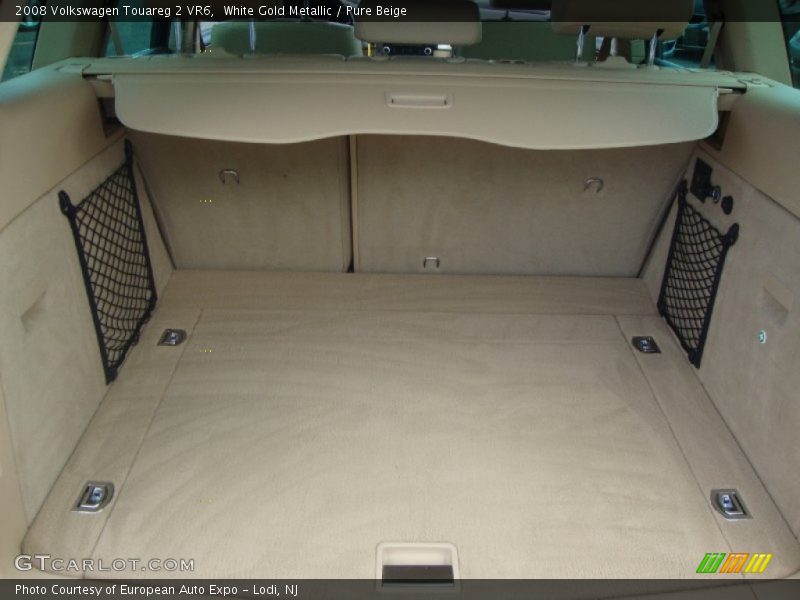 White Gold Metallic / Pure Beige 2008 Volkswagen Touareg 2 VR6