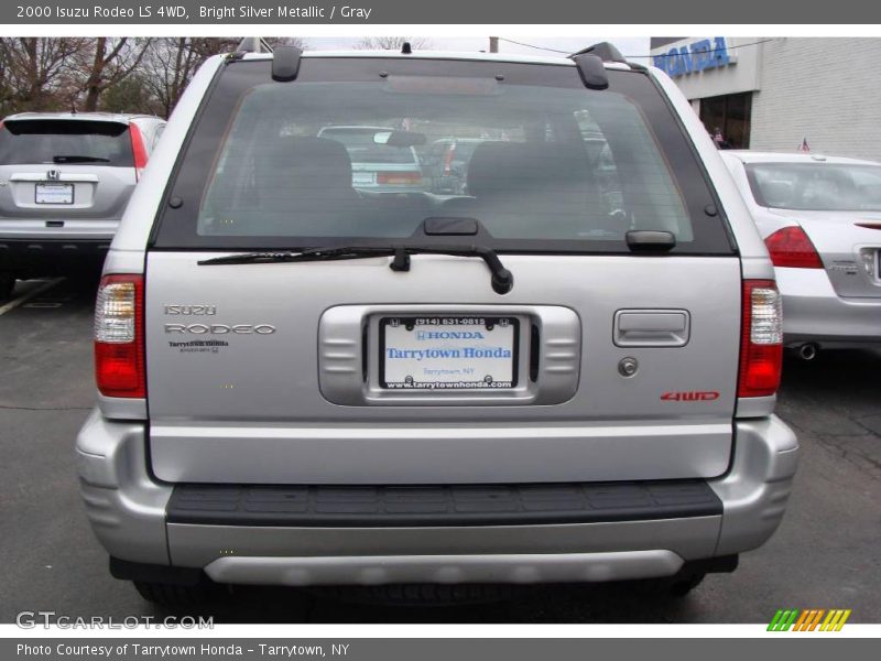 Bright Silver Metallic / Gray 2000 Isuzu Rodeo LS 4WD