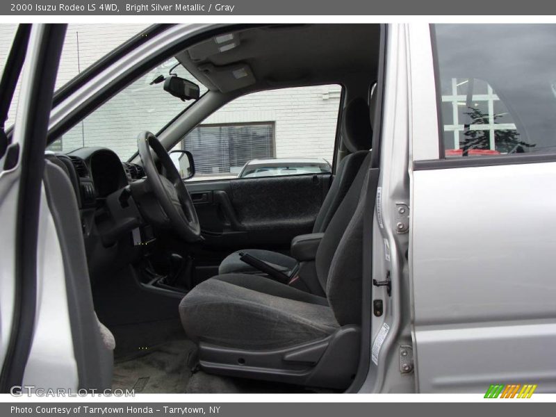 Bright Silver Metallic / Gray 2000 Isuzu Rodeo LS 4WD