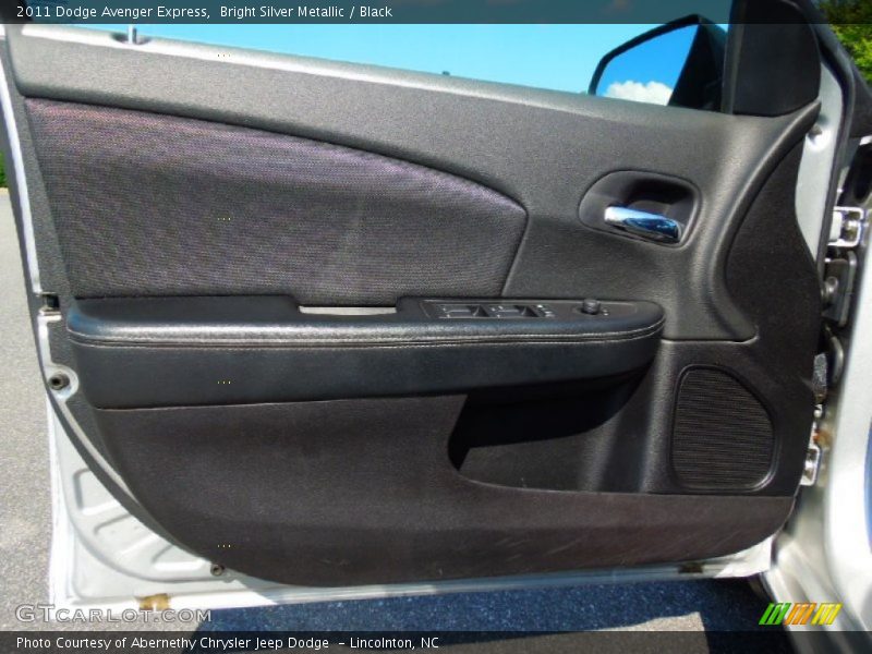 Bright Silver Metallic / Black 2011 Dodge Avenger Express
