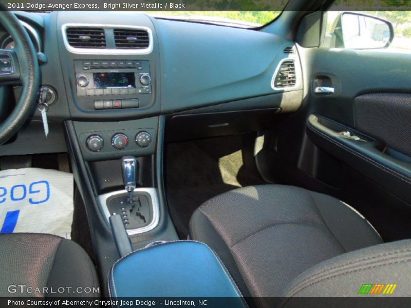 Bright Silver Metallic / Black 2011 Dodge Avenger Express