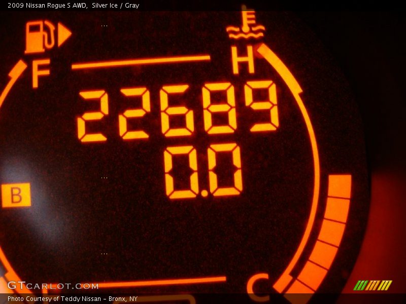Silver Ice / Gray 2009 Nissan Rogue S AWD