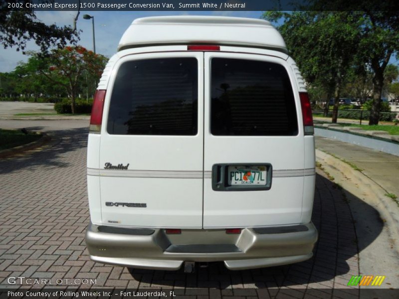 Summit White / Neutral 2002 Chevrolet Express 1500 Passenger Conversion Van