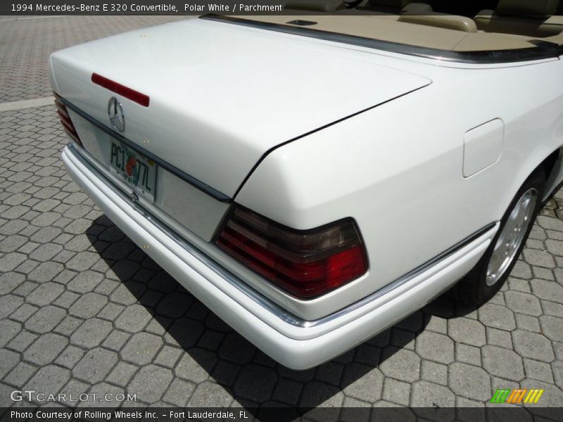Polar White / Parchment 1994 Mercedes-Benz E 320 Convertible