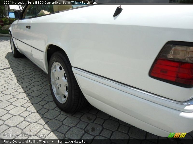 Polar White / Parchment 1994 Mercedes-Benz E 320 Convertible