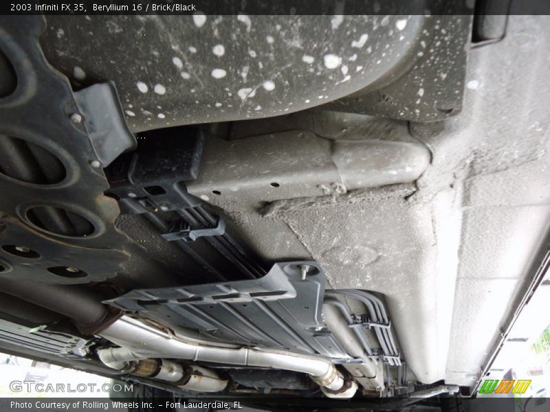 Undercarriage of 2003 FX 35