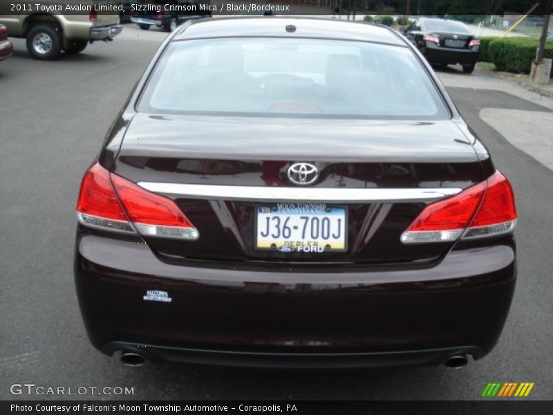 Sizzling Crimson Mica / Black/Bordeaux 2011 Toyota Avalon Limited