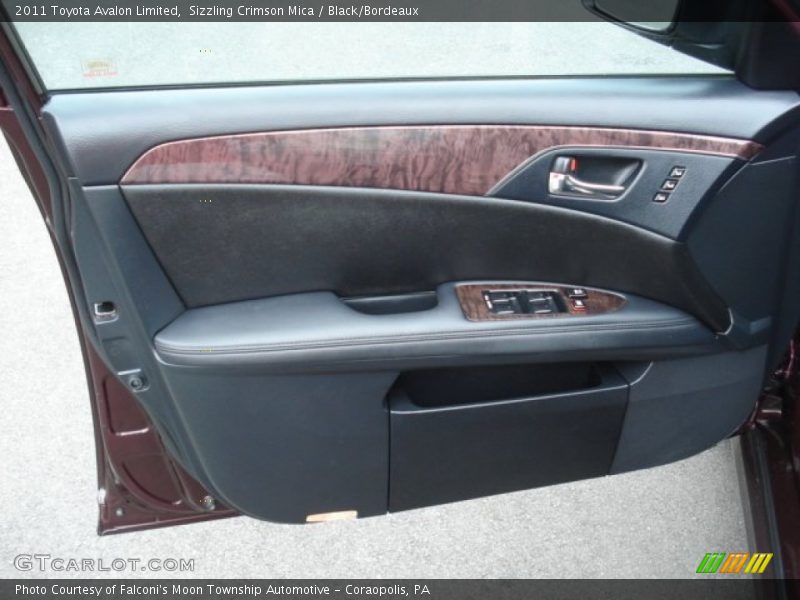 Sizzling Crimson Mica / Black/Bordeaux 2011 Toyota Avalon Limited