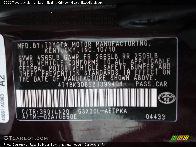 Sizzling Crimson Mica / Black/Bordeaux 2011 Toyota Avalon Limited
