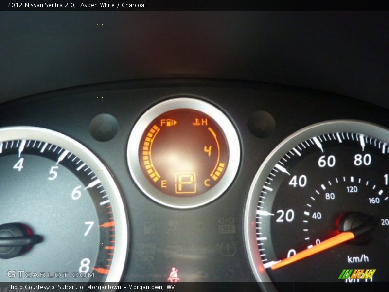 Aspen White / Charcoal 2012 Nissan Sentra 2.0
