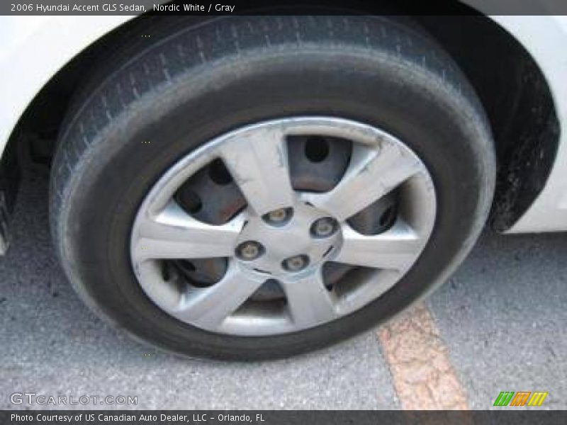Nordic White / Gray 2006 Hyundai Accent GLS Sedan