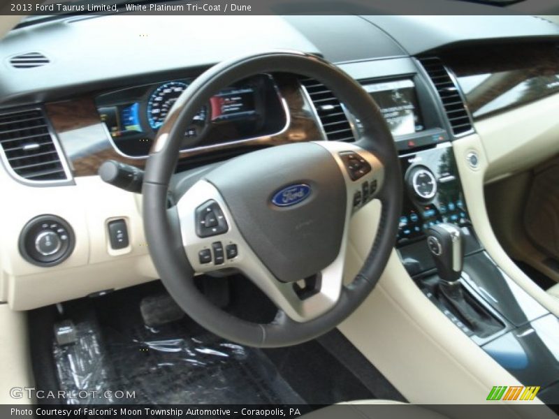 White Platinum Tri-Coat / Dune 2013 Ford Taurus Limited