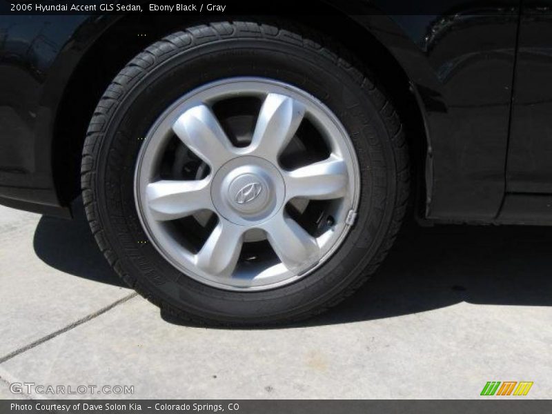 Ebony Black / Gray 2006 Hyundai Accent GLS Sedan