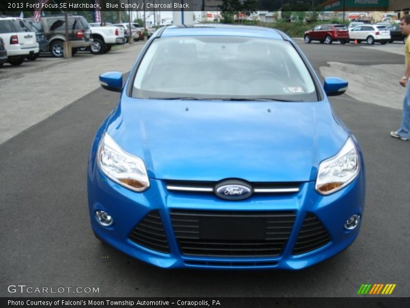 Blue Candy / Charcoal Black 2013 Ford Focus SE Hatchback
