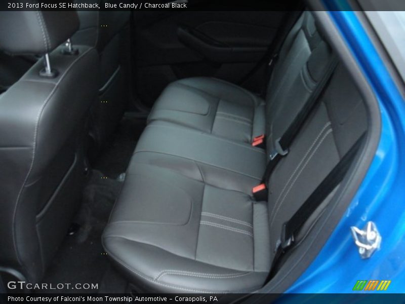 Blue Candy / Charcoal Black 2013 Ford Focus SE Hatchback