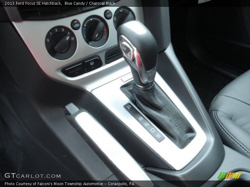 Blue Candy / Charcoal Black 2013 Ford Focus SE Hatchback