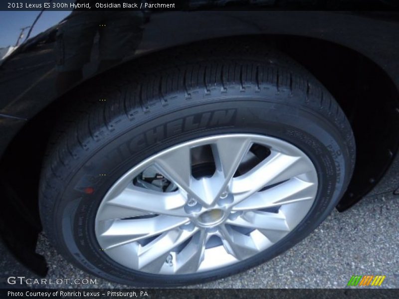 Obsidian Black / Parchment 2013 Lexus ES 300h Hybrid