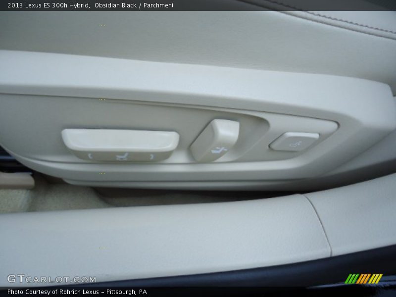 Obsidian Black / Parchment 2013 Lexus ES 300h Hybrid