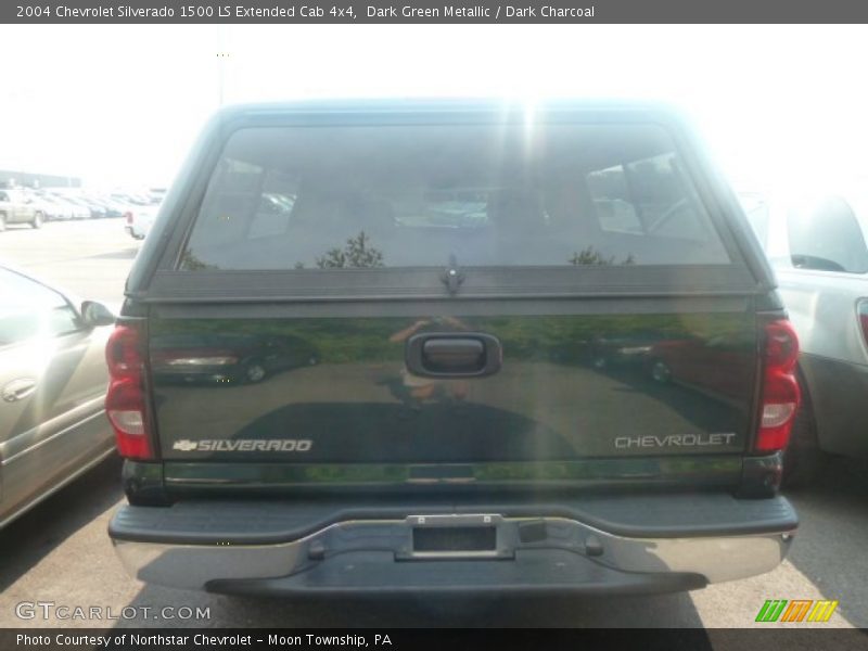 Dark Green Metallic / Dark Charcoal 2004 Chevrolet Silverado 1500 LS Extended Cab 4x4