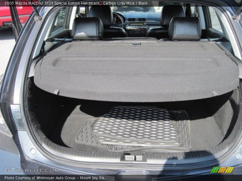  2005 MAZDA3 SP23 Special Edition Hatchback Trunk
