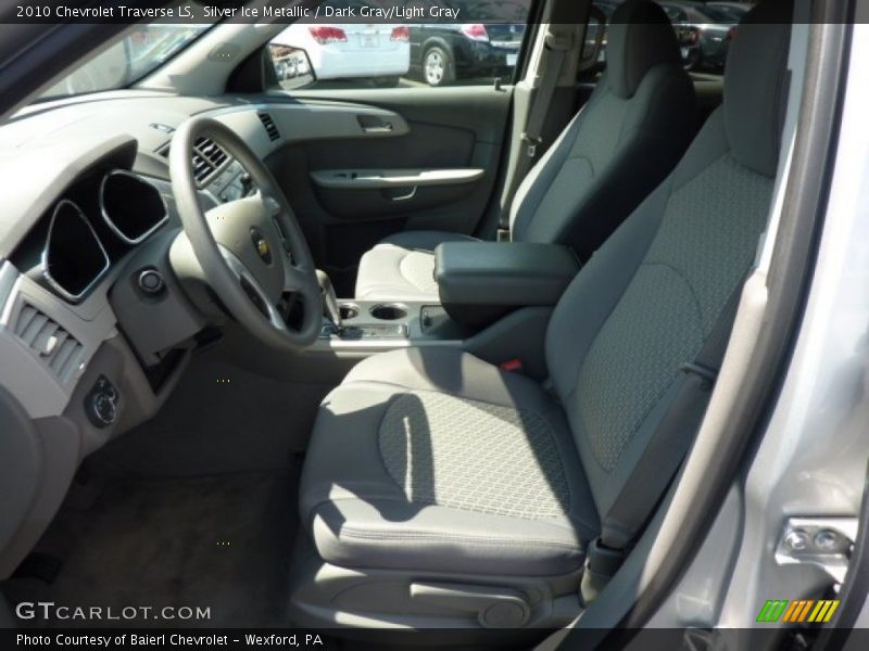Silver Ice Metallic / Dark Gray/Light Gray 2010 Chevrolet Traverse LS