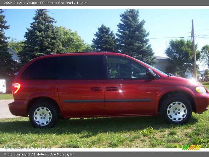 Inferno Red Pearl / Taupe 2002 Chrysler Voyager LX