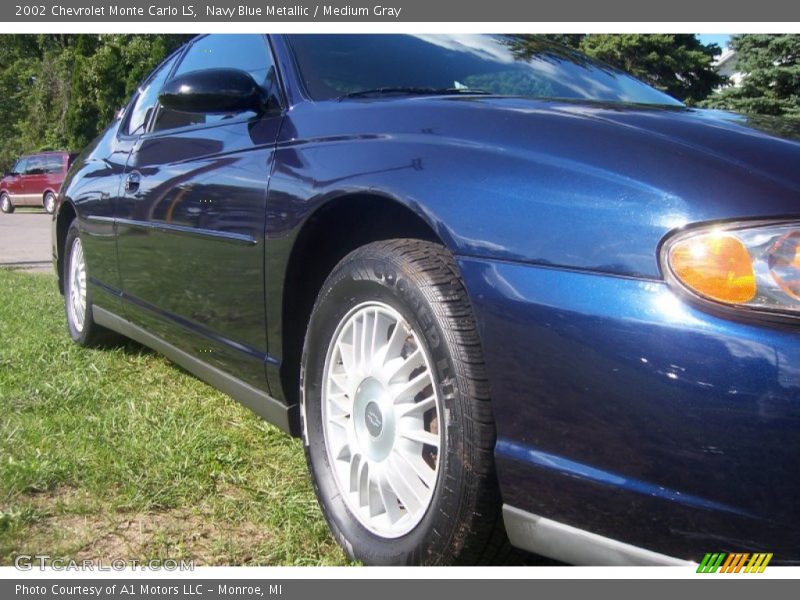Navy Blue Metallic / Medium Gray 2002 Chevrolet Monte Carlo LS