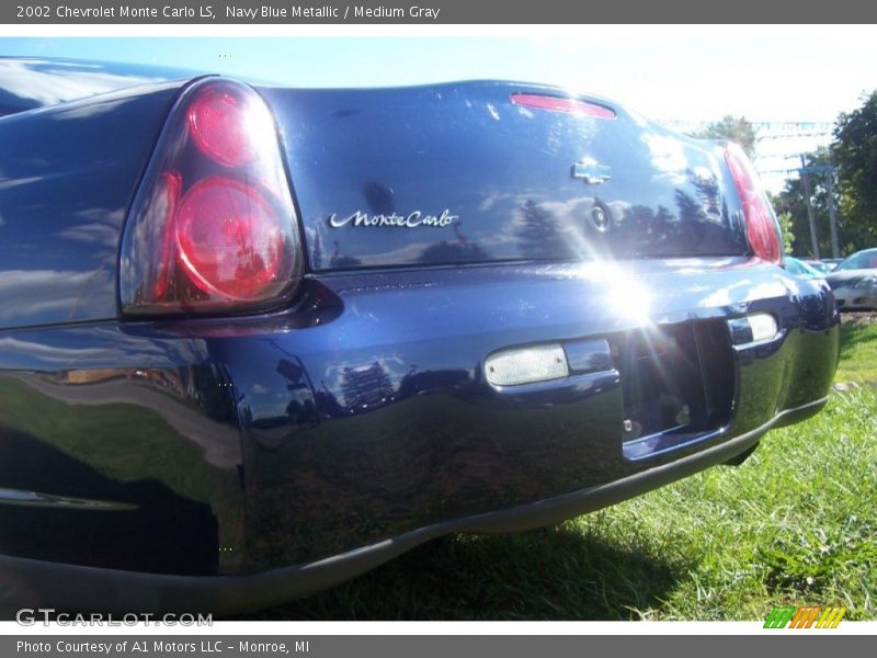Navy Blue Metallic / Medium Gray 2002 Chevrolet Monte Carlo LS
