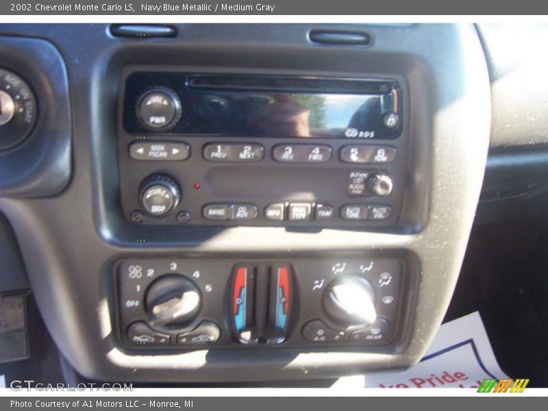 Navy Blue Metallic / Medium Gray 2002 Chevrolet Monte Carlo LS