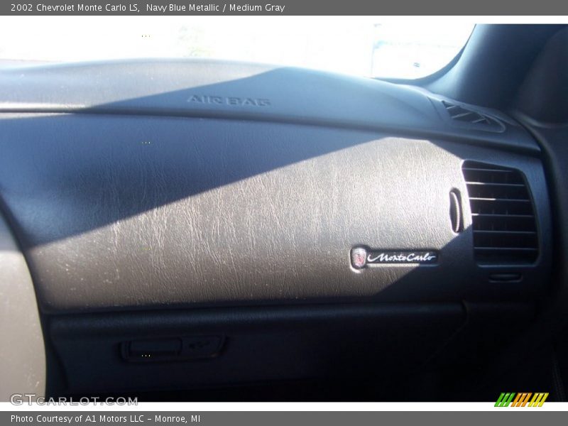 Navy Blue Metallic / Medium Gray 2002 Chevrolet Monte Carlo LS