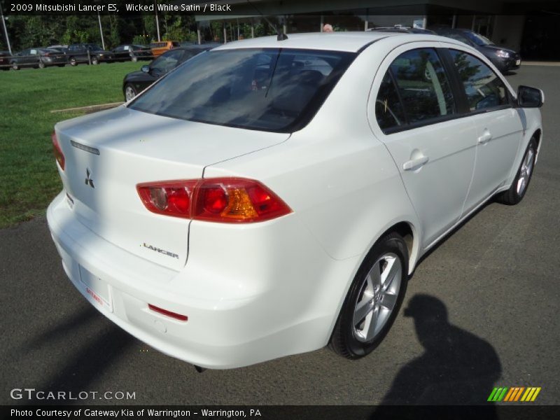 Wicked White Satin / Black 2009 Mitsubishi Lancer ES