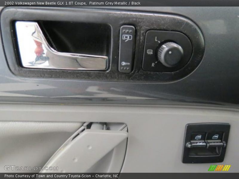Platinum Grey Metallic / Black 2002 Volkswagen New Beetle GLX 1.8T Coupe