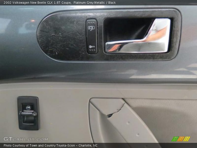 Platinum Grey Metallic / Black 2002 Volkswagen New Beetle GLX 1.8T Coupe