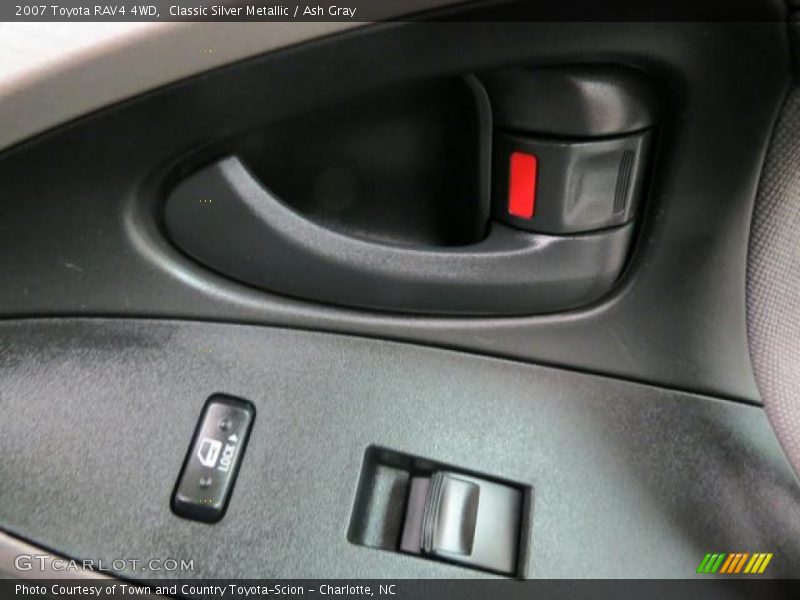 Classic Silver Metallic / Ash Gray 2007 Toyota RAV4 4WD