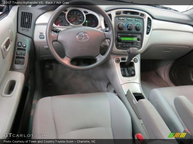 Black / Ash Gray 2007 Toyota Highlander V6