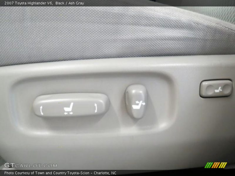 Black / Ash Gray 2007 Toyota Highlander V6